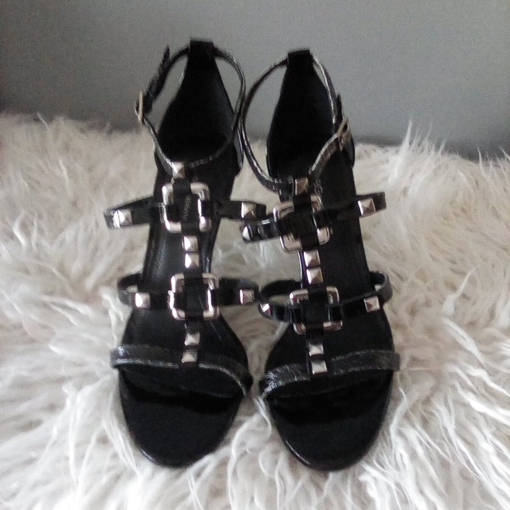 BCBG Lory